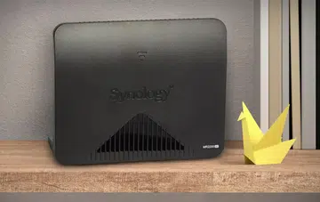 This is the Synology MR2200ac tri-band mesh networking system.