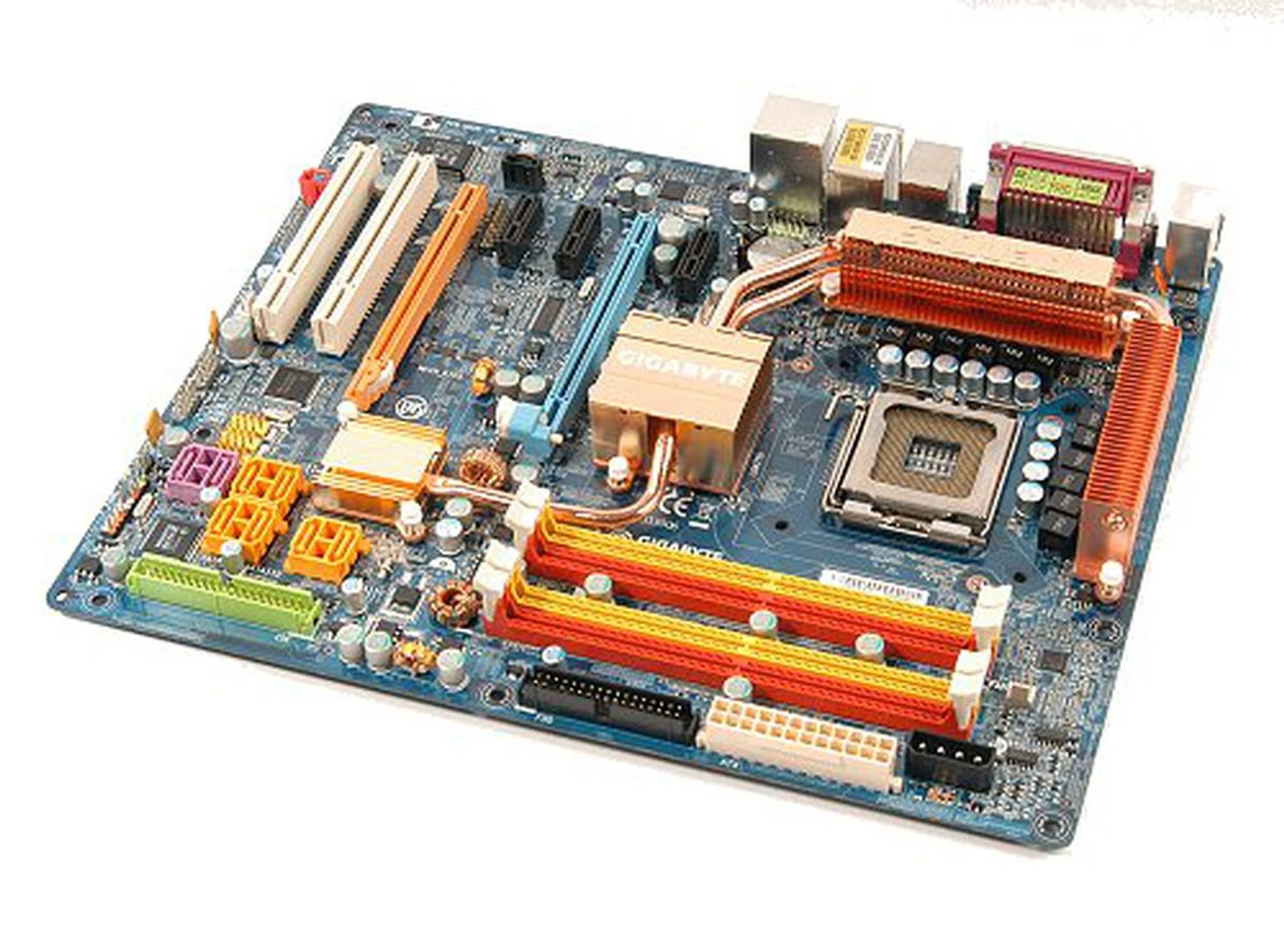 With a new BIOS on hand, it's time to get cracking again.