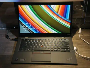 Lenovo has updated its flagship Thinkpad notebook with the latest processors from Intel and slimmer, lighter dimensions.