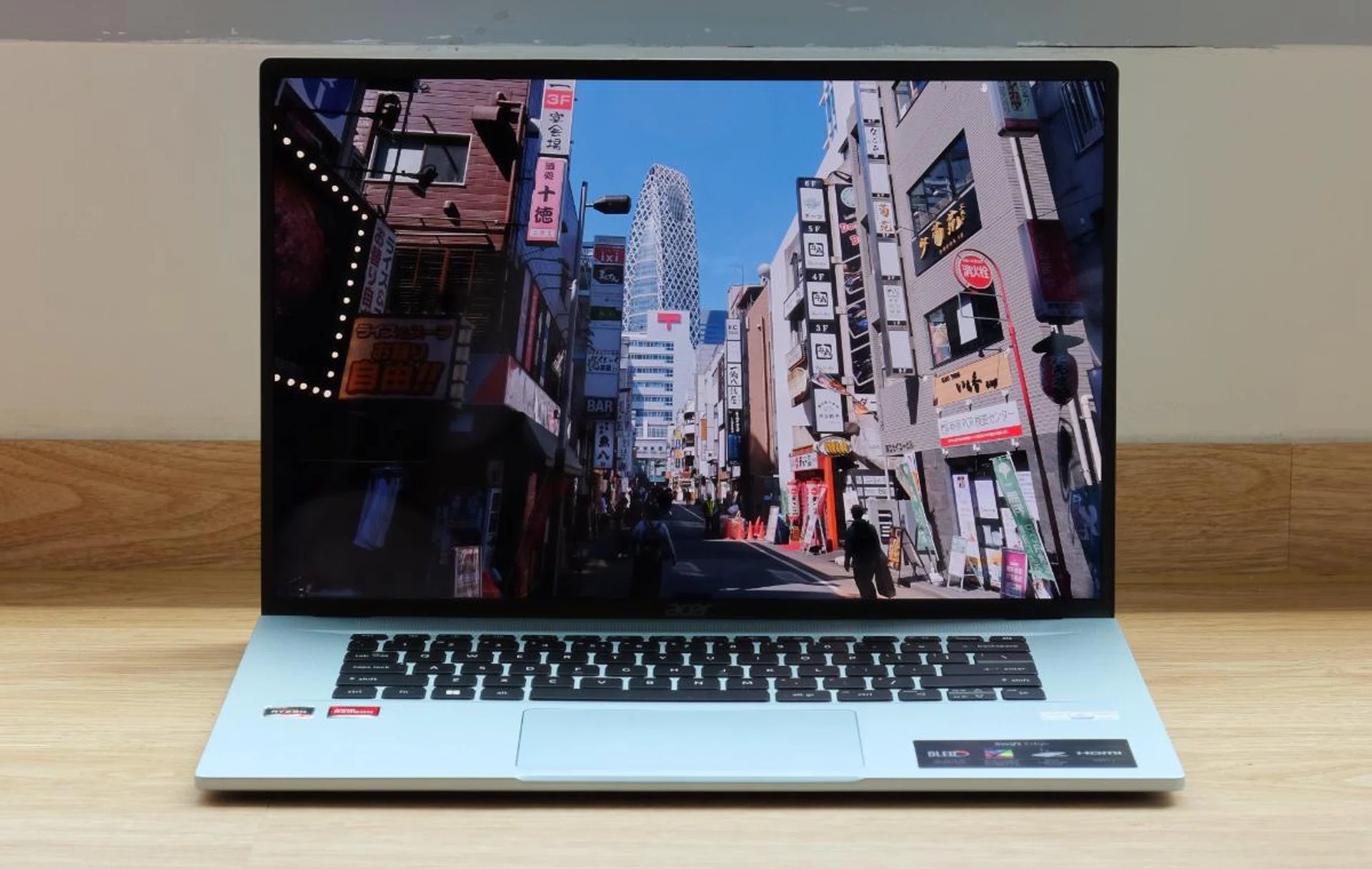 The Swift Edge 16 is so light mostly because it has a magnesium-alloy chassis.