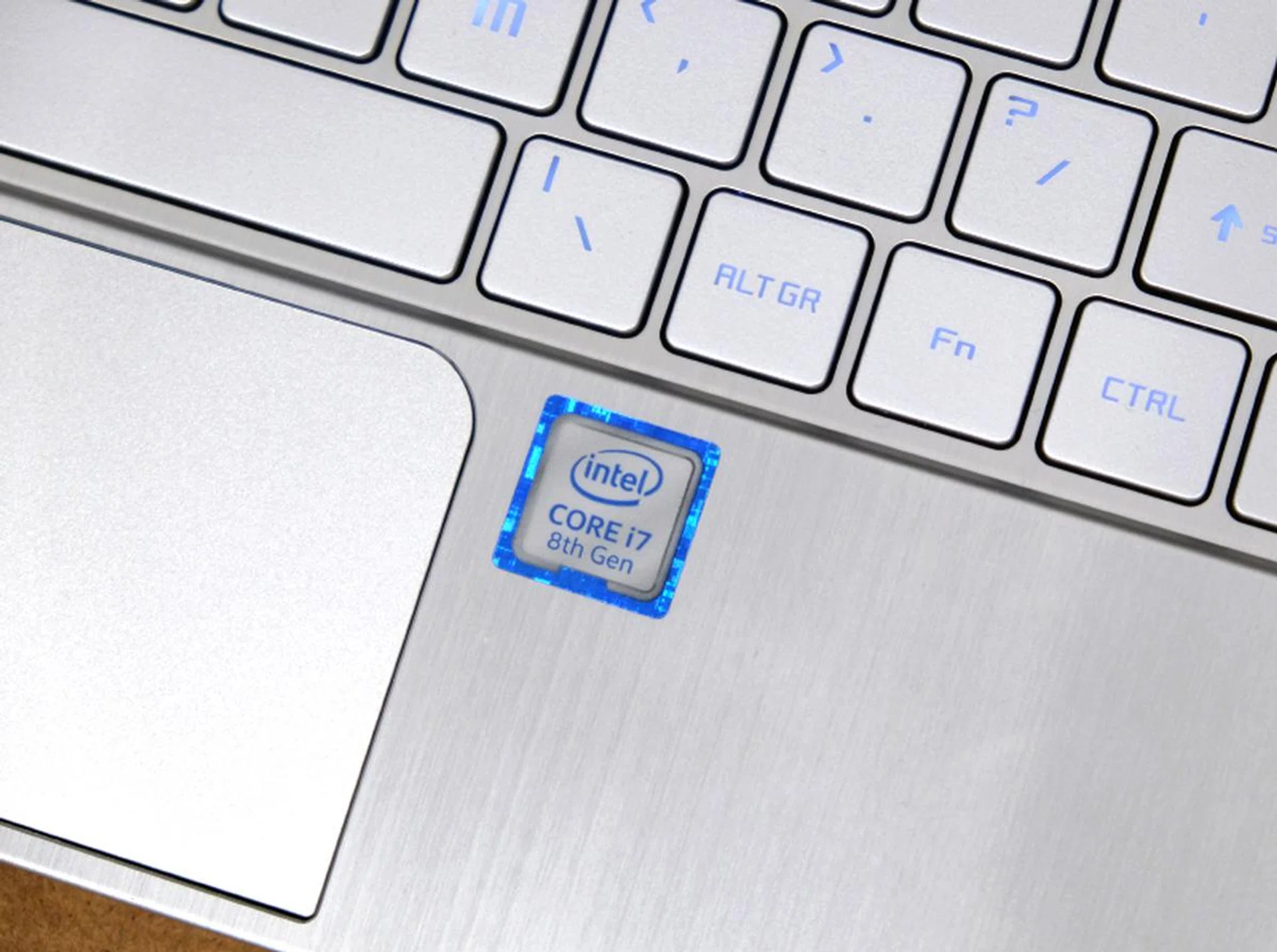 The Prestige PS42 comes with a 8th generation "Kaby Lake R" processor.