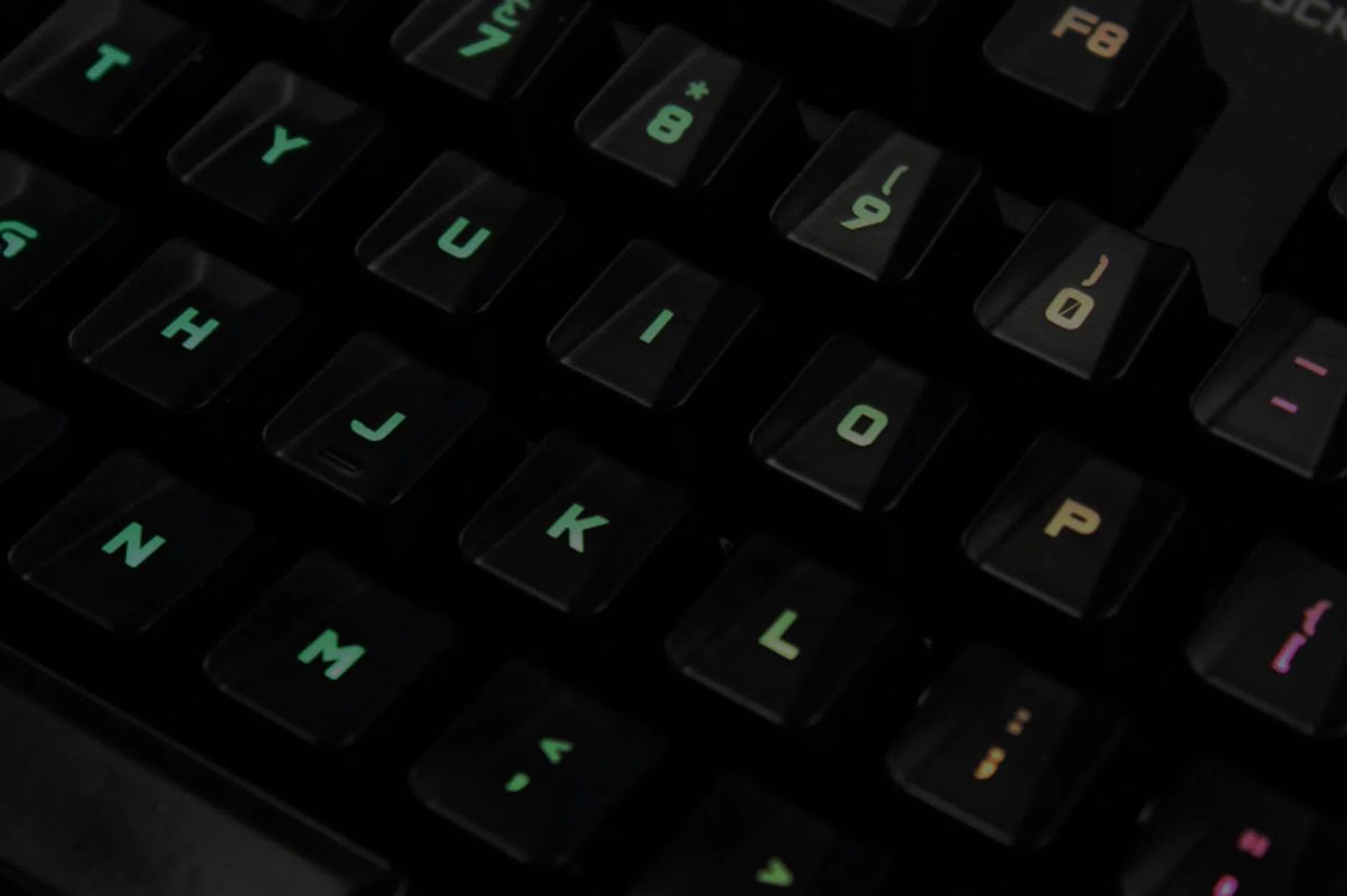 The keyboard doesn't only display blue.