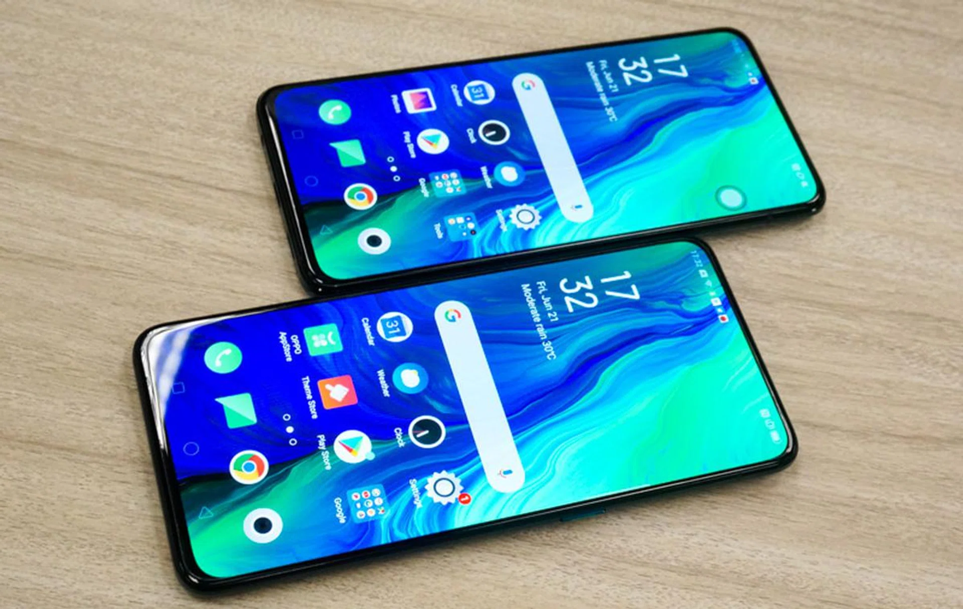 Both screens have a resolution of 2,340 x 1,080 pixels.