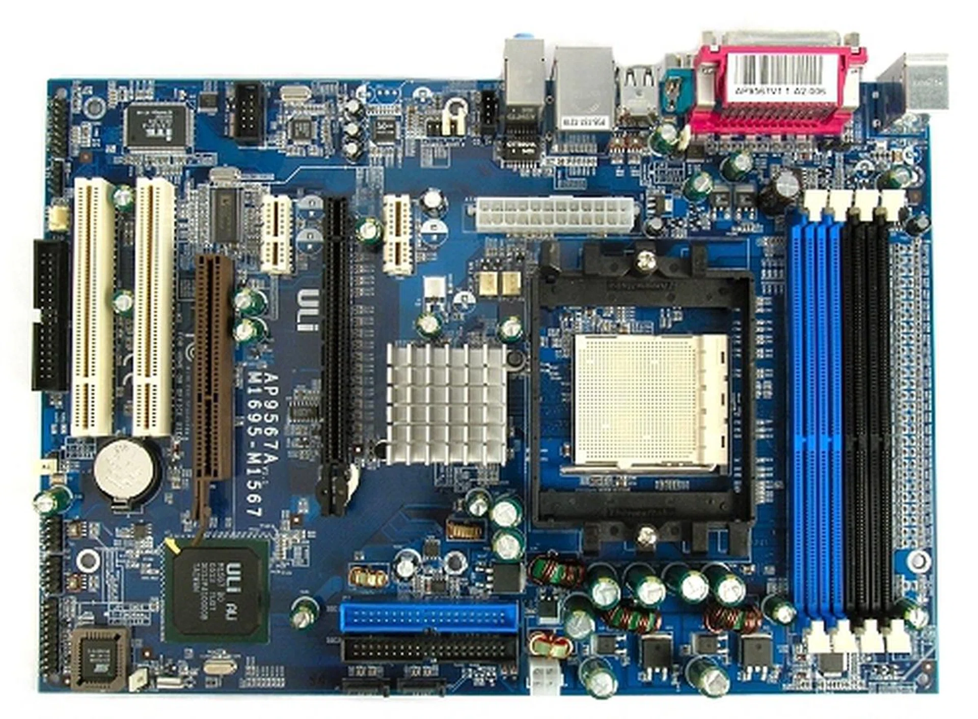 Top view of the M1695 reference board we received from ULi. Clean layout, but some components were not ideally placed.