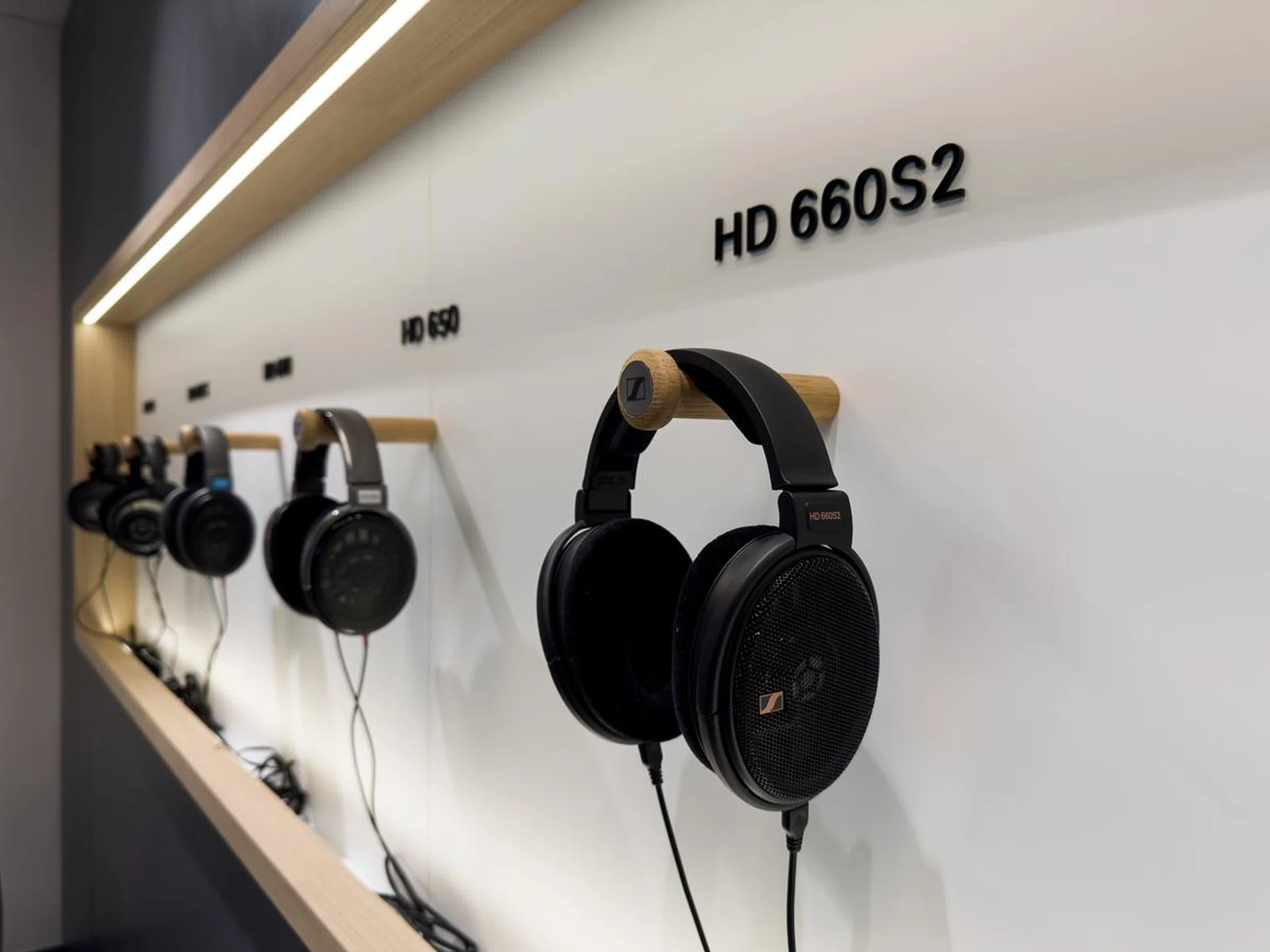 Sennheiser's audiophile headphones lineup. Photo: HWZ