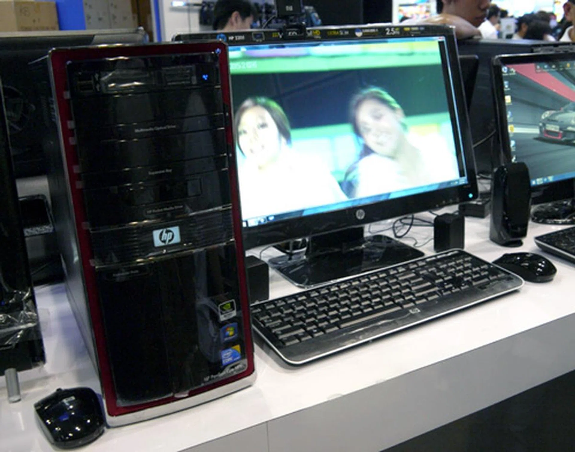 The HP Pavilion Elite HPE-498d PC delivers a mean punch with its Core i7 and GeForce GTX 460 hardware. Apart from its bundled 23-inch 2311F monitor, HP is throwing in a Microsoft Office Home Student Edition and Trend Micro Titanium Internet Security package as well. It is currently priced at $2,799 with an integrated TV Tuner card.