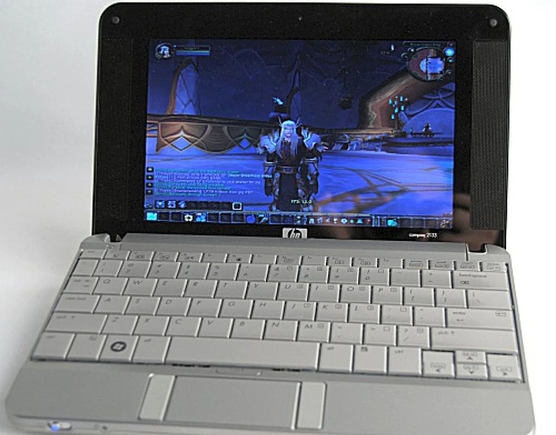 While you can run World of Warcraft on the Mini-Note, don't expect to get any decent frame rates from the Mini-Note even at the lowest settings. And yes, we have someone on the HWZ team who plays a paladin. Sigh.