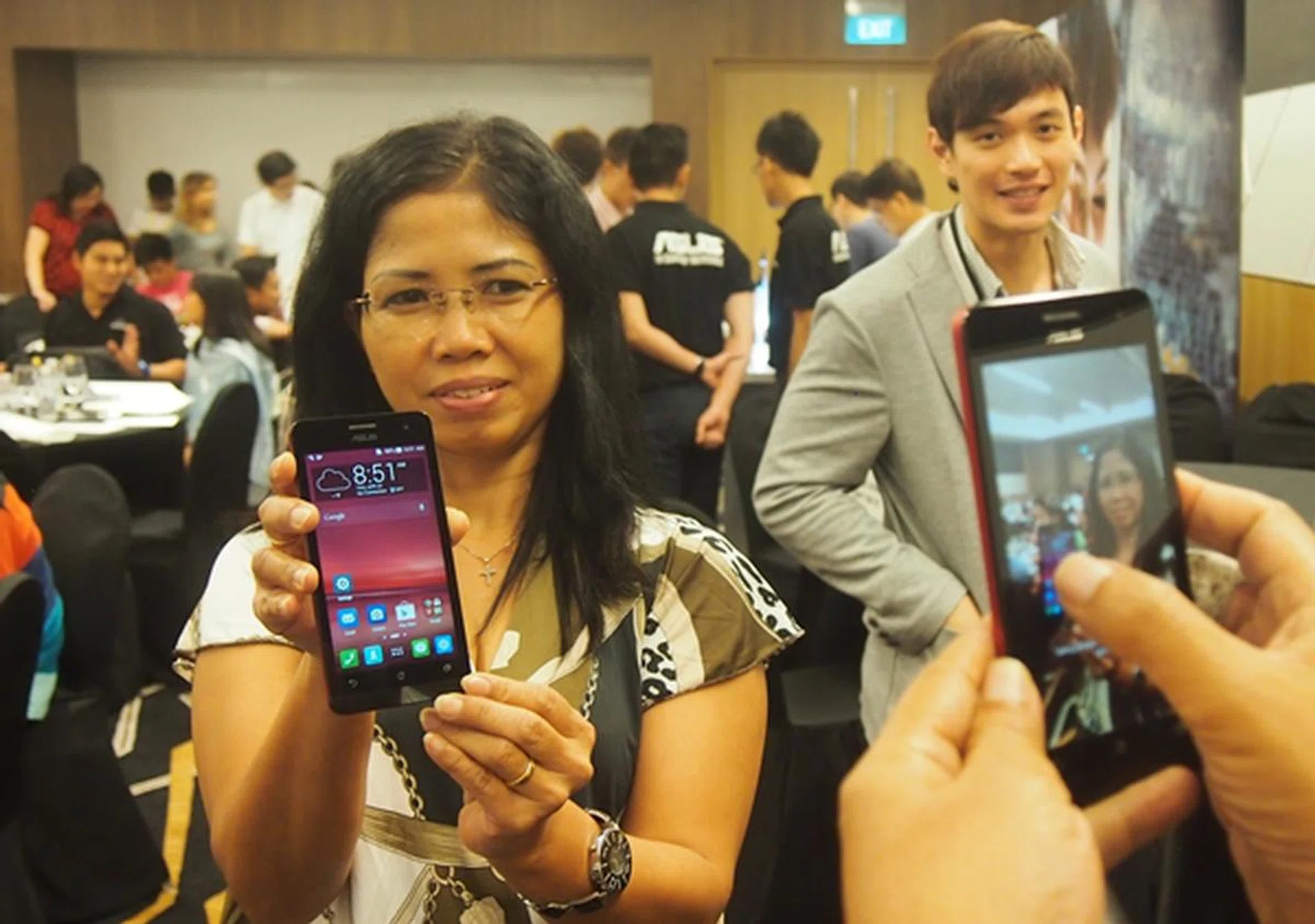 ASUS organized an exclusive hands-on session of the ZenFone 5 for 60 HardwareZone readers.