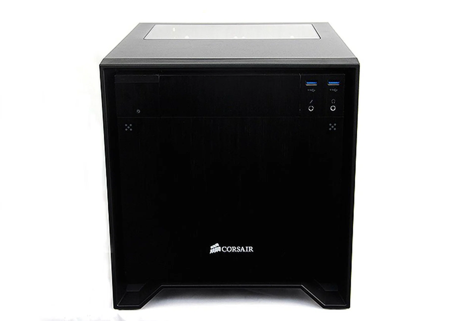 The Obsidian Series 250D is Corsair's first Mini-ITX casing.