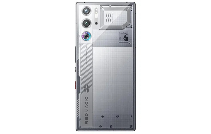 There is no more camera bump. (Image Source: Redmagic)