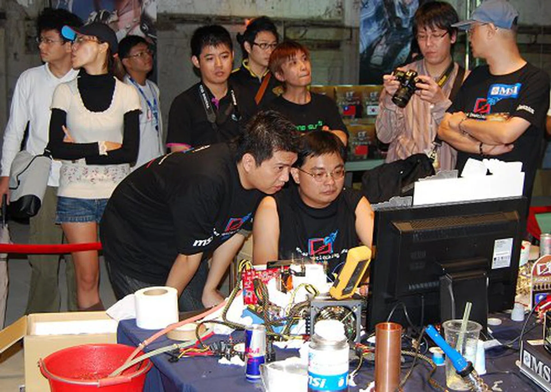  The home crowd supporting the Taiwanese team.  