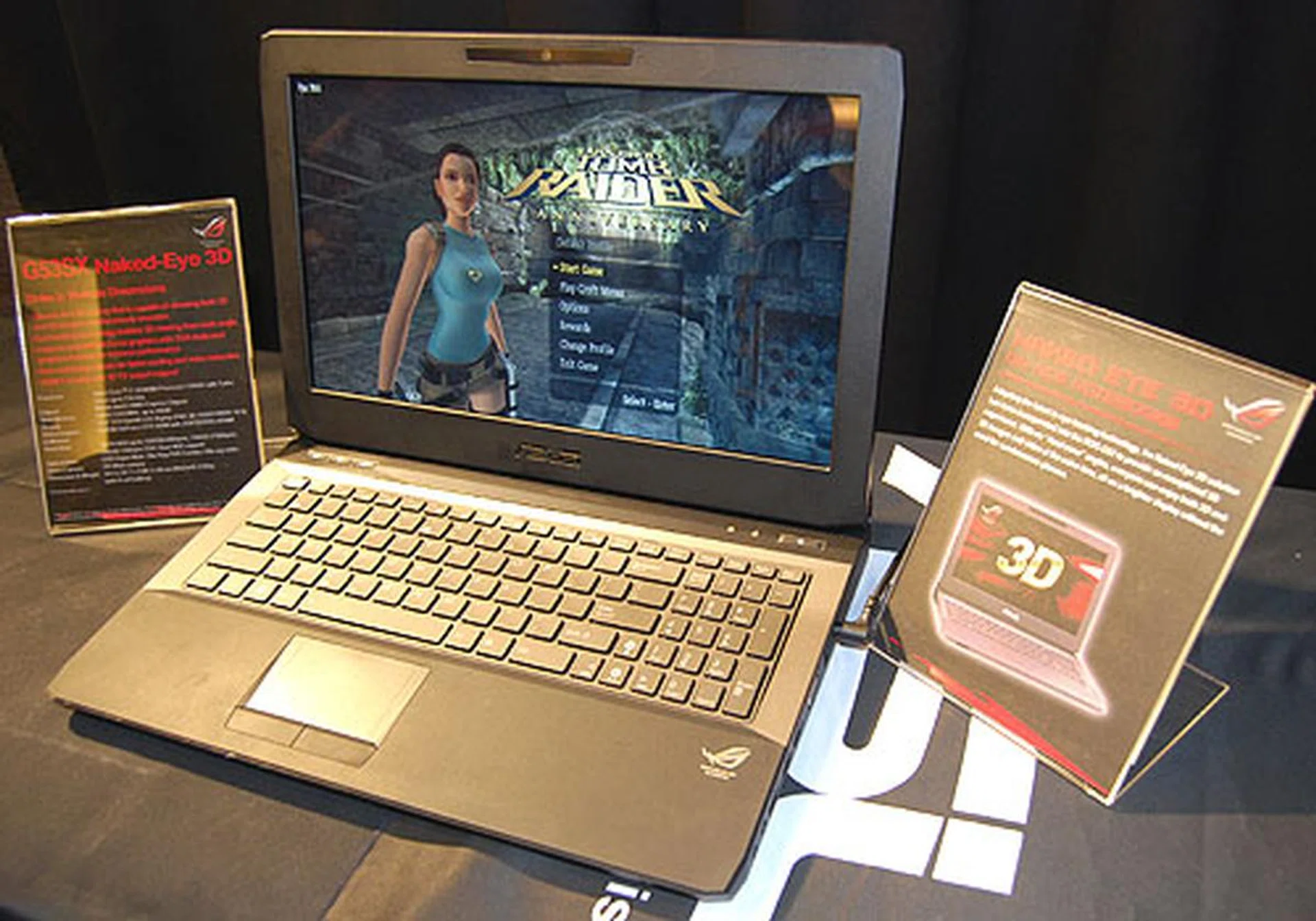 The 15-inch ASUS G53Sx was showing off a 3D version of this Tomb Raider game. The best thing is that no 3D glasses are required. As for the specs of this laptop, it uses an Intel 2nd-gen Core processor, with options for Blu-ray drive and up to 16GB of memory. 