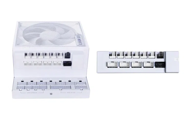 The removable USB/PWM expansion hub (Source: Lian Li)