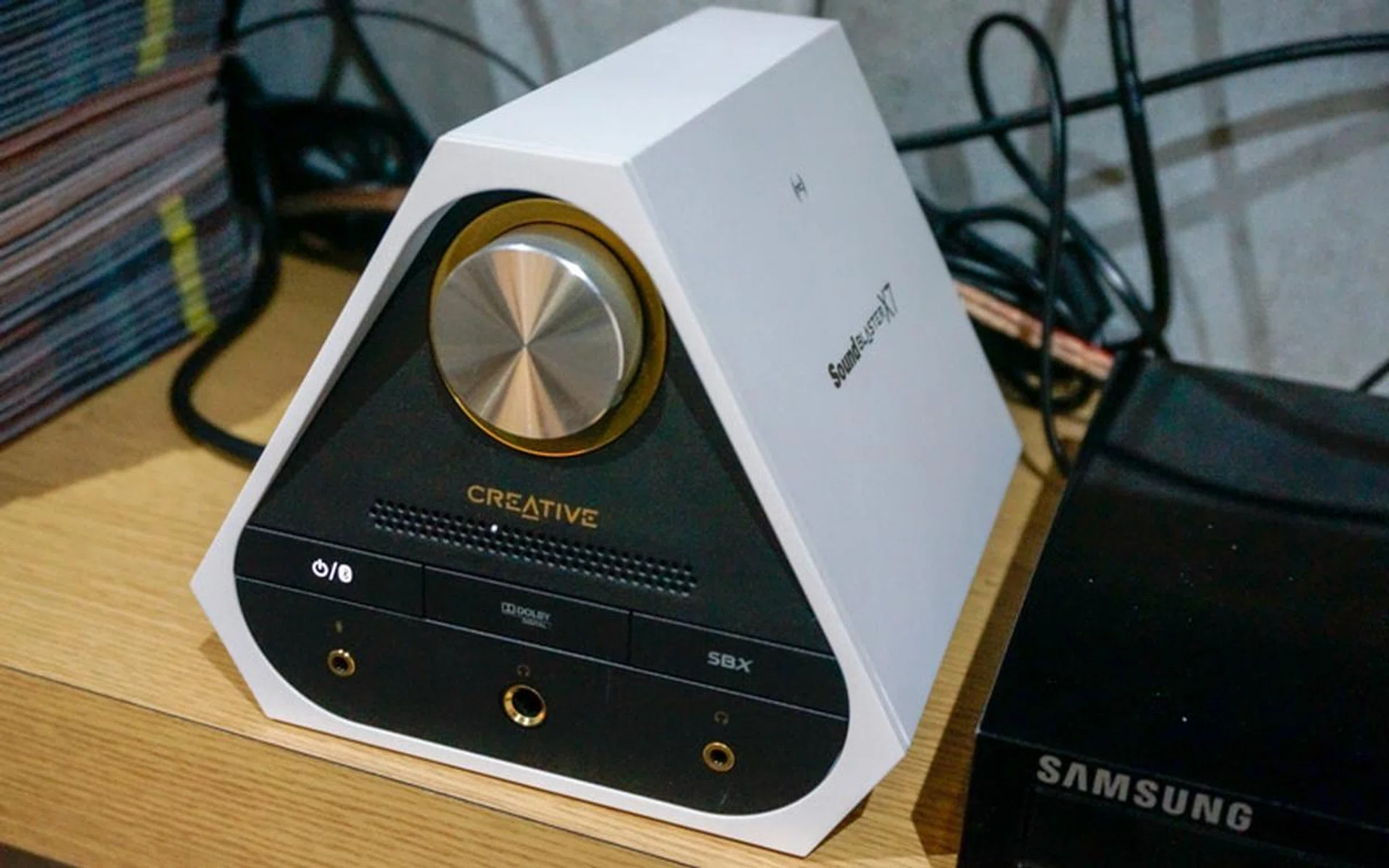 The Creative Sound Blaster X7 is a high-end USB DAC that supports high-res 24-bit/192kHz, 127dB audio, and features a Dolby certified decoder (Dolby Decode 5.1) with a Class D amplifier. On top of that, it even features Bluetooth connectivity so you can directly stream audio to it from your Bluetooth-enabled devices. Pictured is the limited edition that comes with the 144W Booster Power Adapter (worth $109) included. Get this with a pair of Creative’s E-MU XM7 passive speakers for a mere $599.