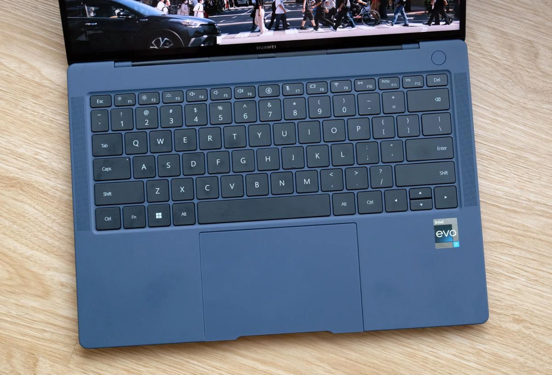 The keyboard feels nice to type on but the key caps don't resist smudges well.