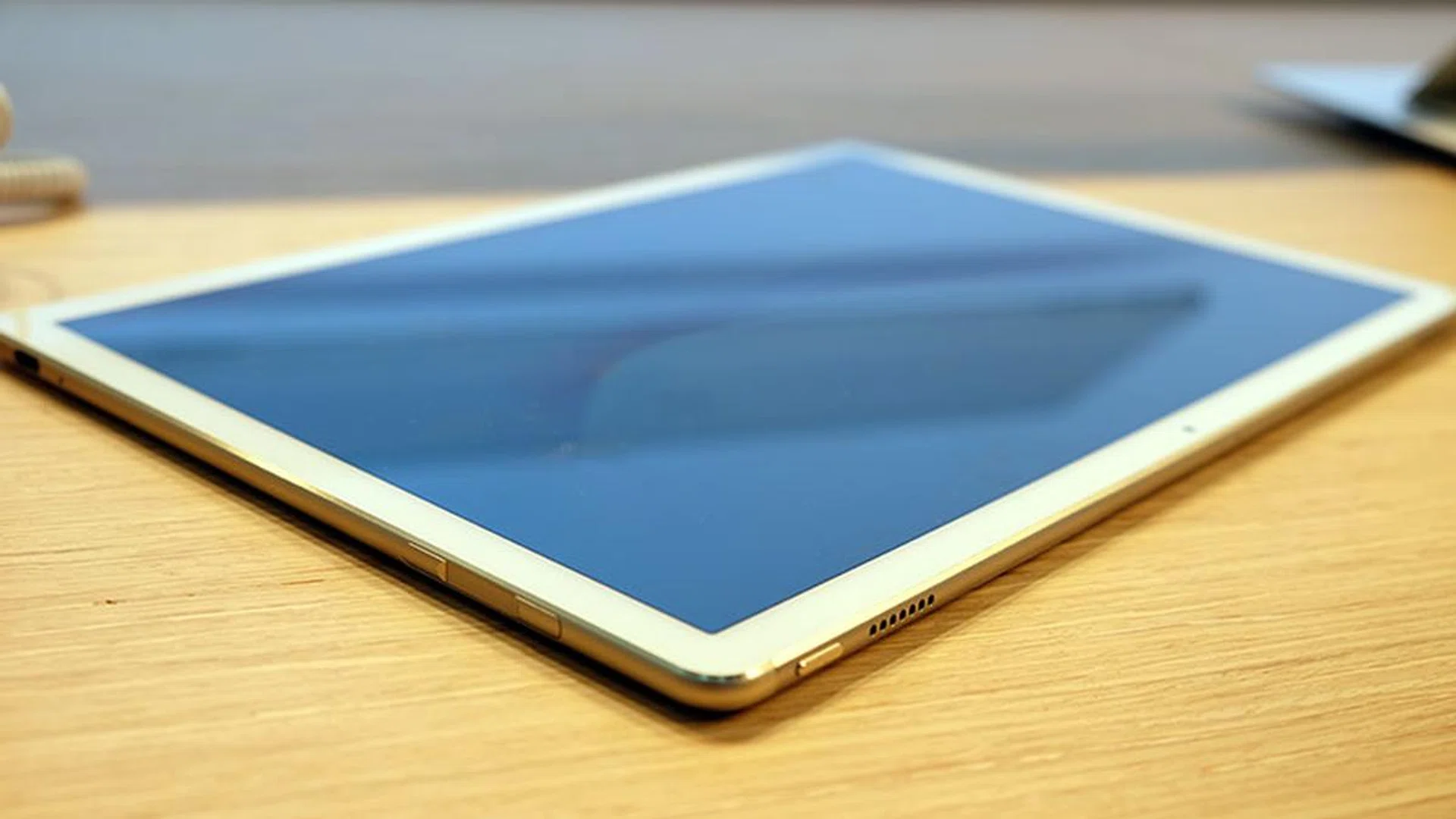 Huawei MateBook fingerprint sensor