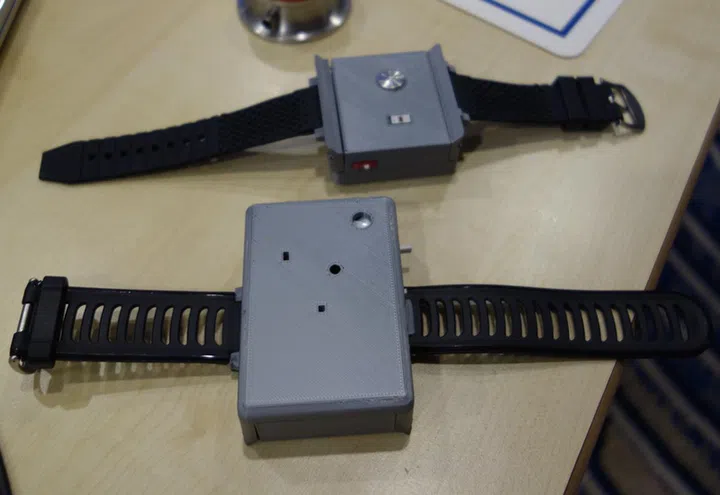 The prototype of a wrist-worn device with QDS for full ECG measurement.