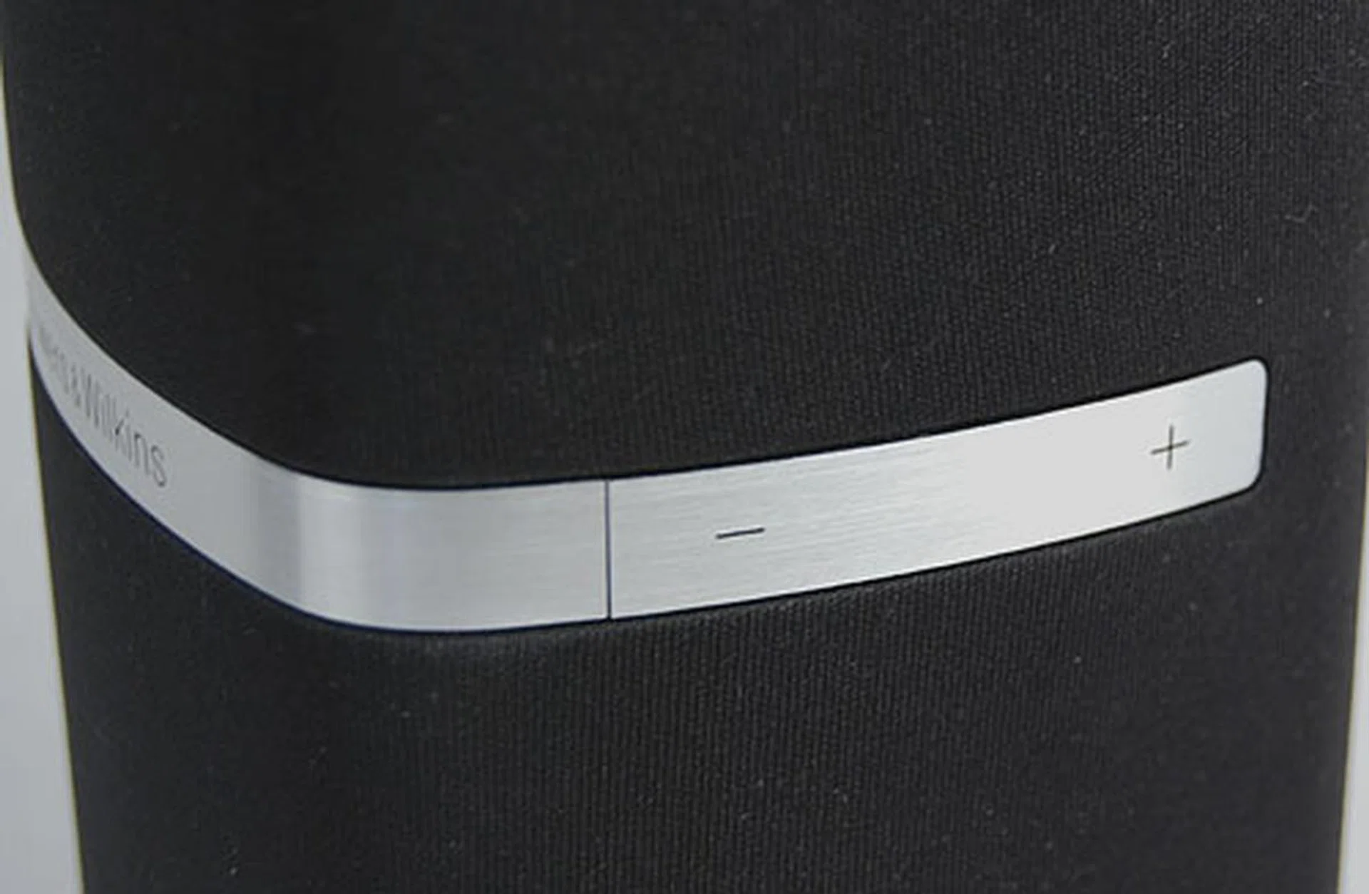 On the left profile, you will find a thin volume button.