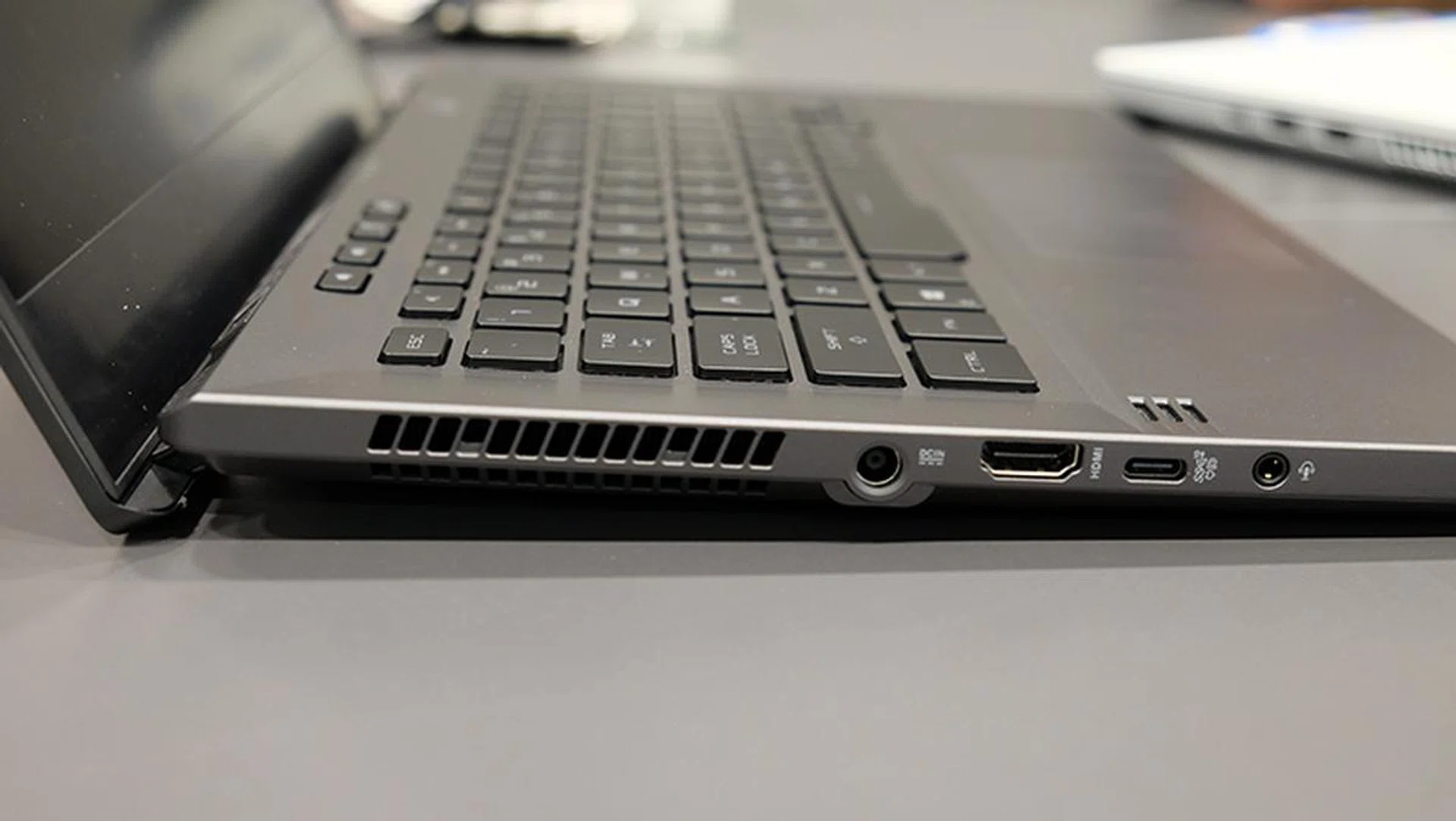 ASUS ROG Zephyrus G14