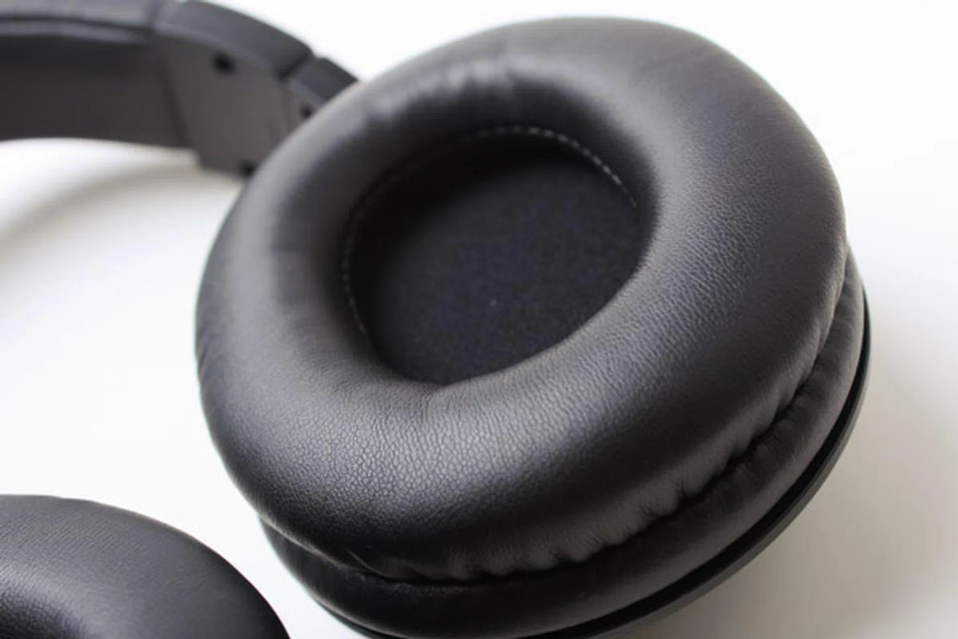 The ATH-M50x's plush cushions make for comfortable listening even after long periods. 