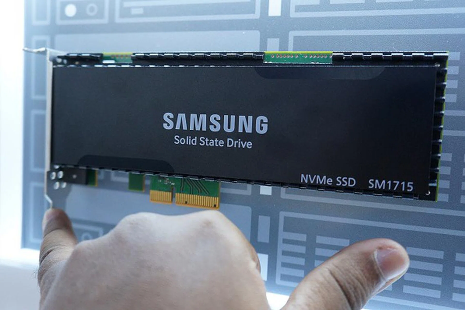 Samsung's premium PCIe based SSD solution, the SM1715 (HHHL).