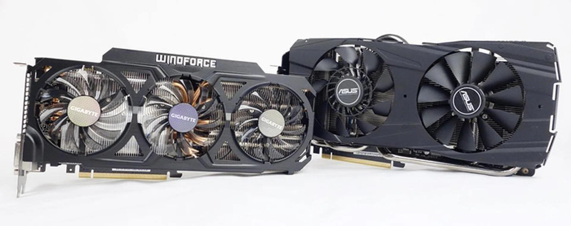 On the left is the Gigabyte GeForce GTX 780 Ti Windforce 3x OC, and on the right is the ASUS GeForce GTX 780 Ti DirectCU II OC.
