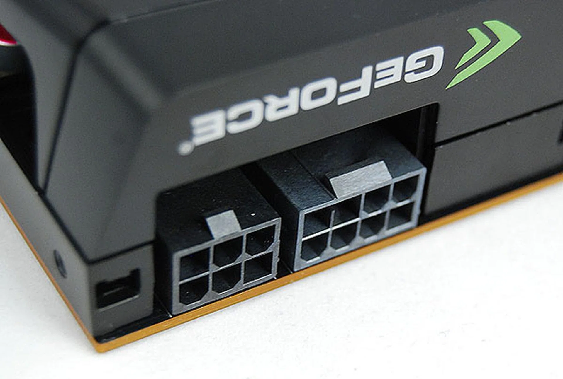 The GeForce GTX 480 is powered via a 6 and 8-pin PCIe power connector. NVIDIA also recommends that users pair it with a PSU rated for at least 600W.