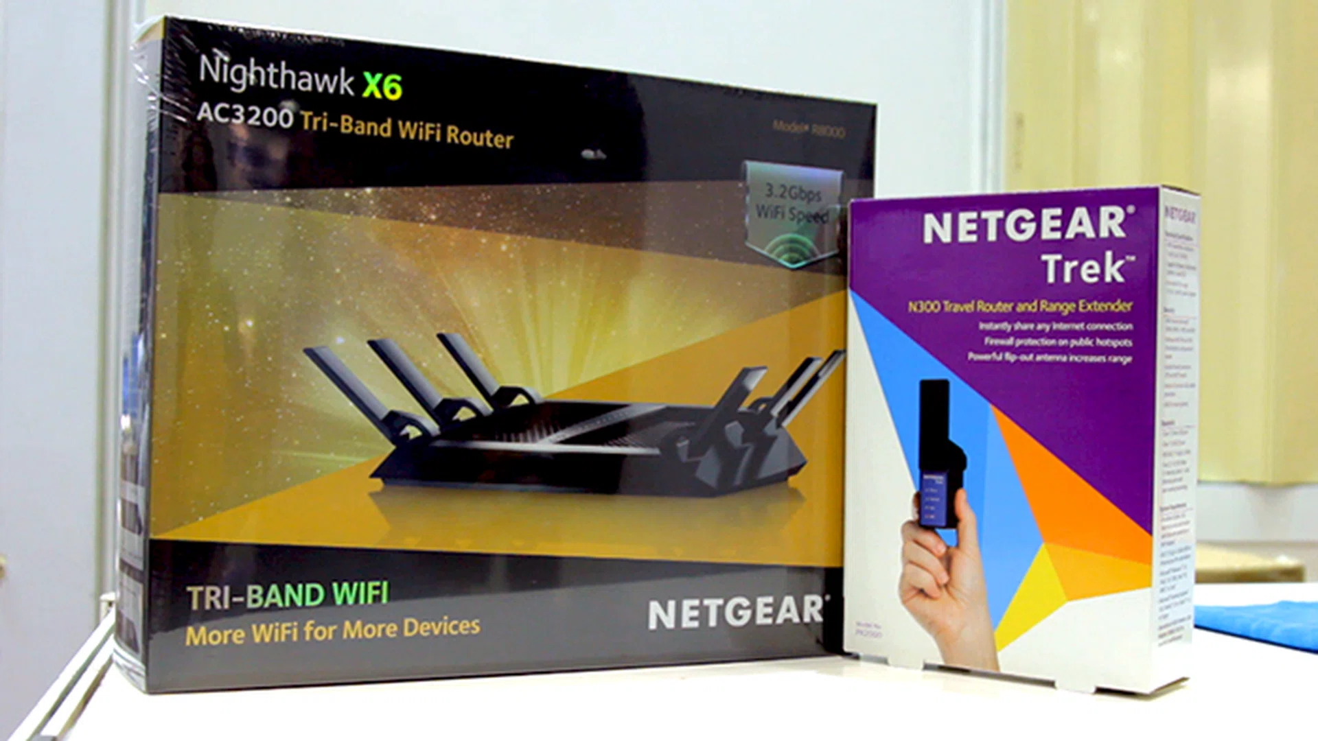 The new Netgear Nighthawk X6 offers a combined throughput of 3,200Mbps on its three wireless networks and is going for a special introductory price of $399 (U.P.: $459).