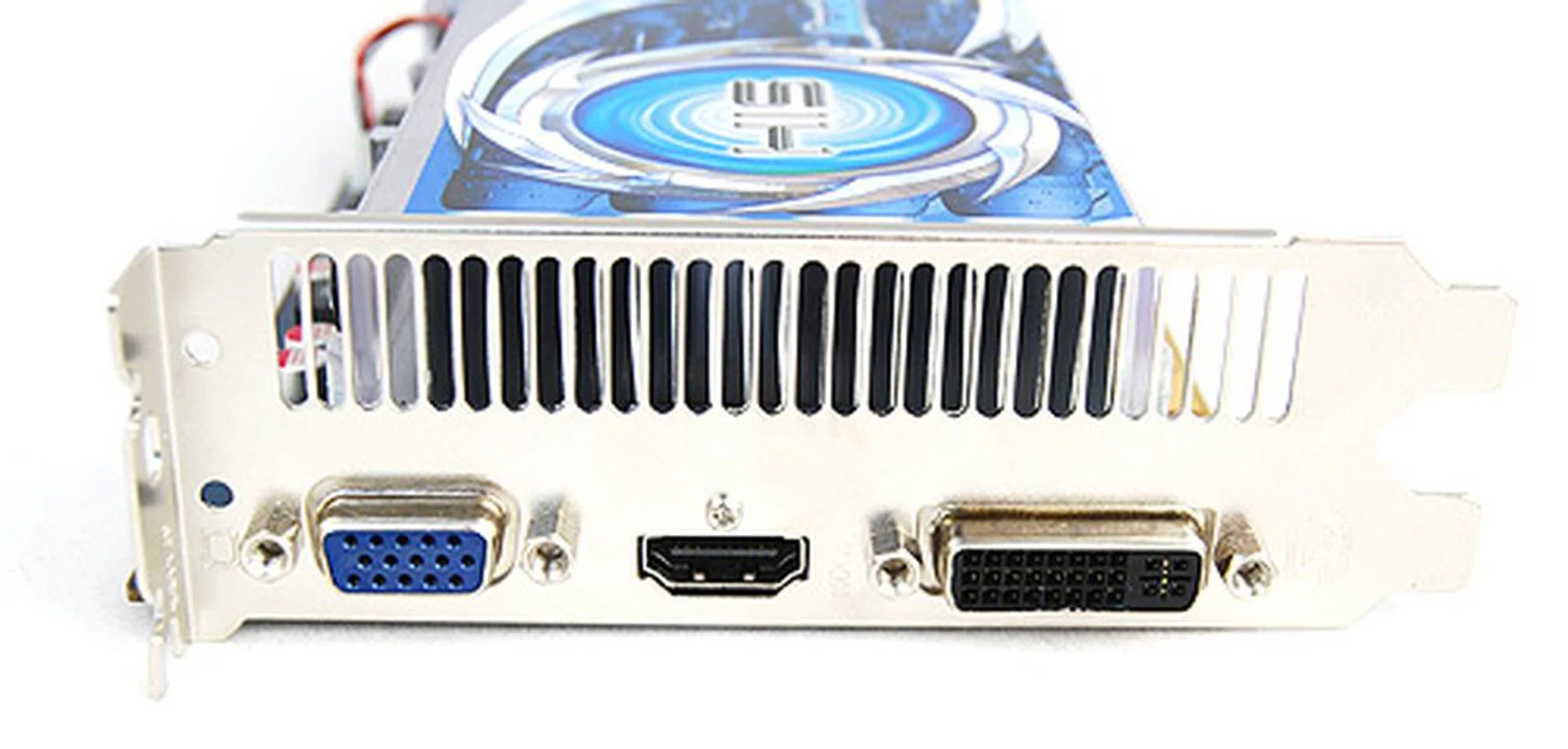 HIS has opted for the same trio of HDMI, VGA and DVI ports for their Radeon HD 5670 IceQ.