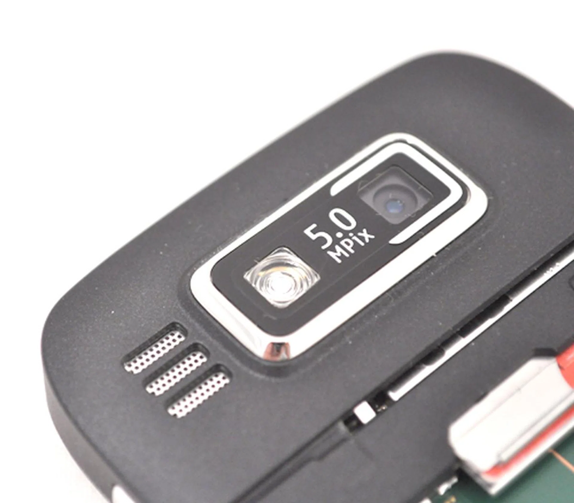 The updated 5-megapixel camera with autofocus and LED flash - one of the more distinctive improvements seen on the Nokia E72.