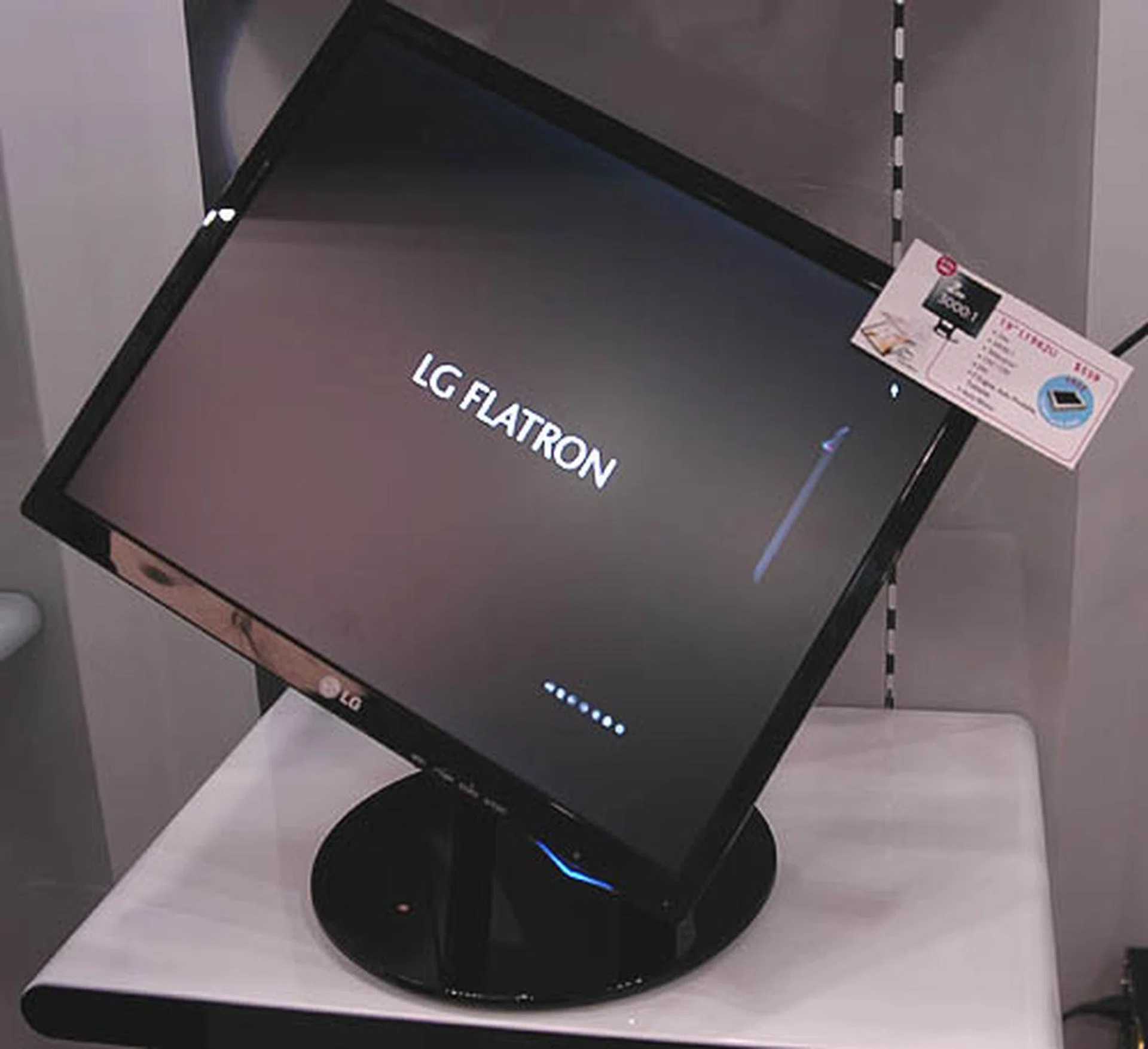  This 19-inch LCD display has a fast 2ms response rate and a high 3000:1 contrast. LG also has a zero bright dot policy of three years for this $559 monitor, along with a free gift of a MP4 player.  