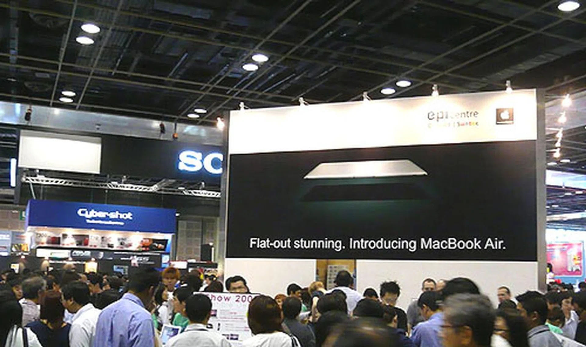  This giant banner will be the closest you'll get to a MacBook Air at the IT Show. Only preorders are available at the moment.  