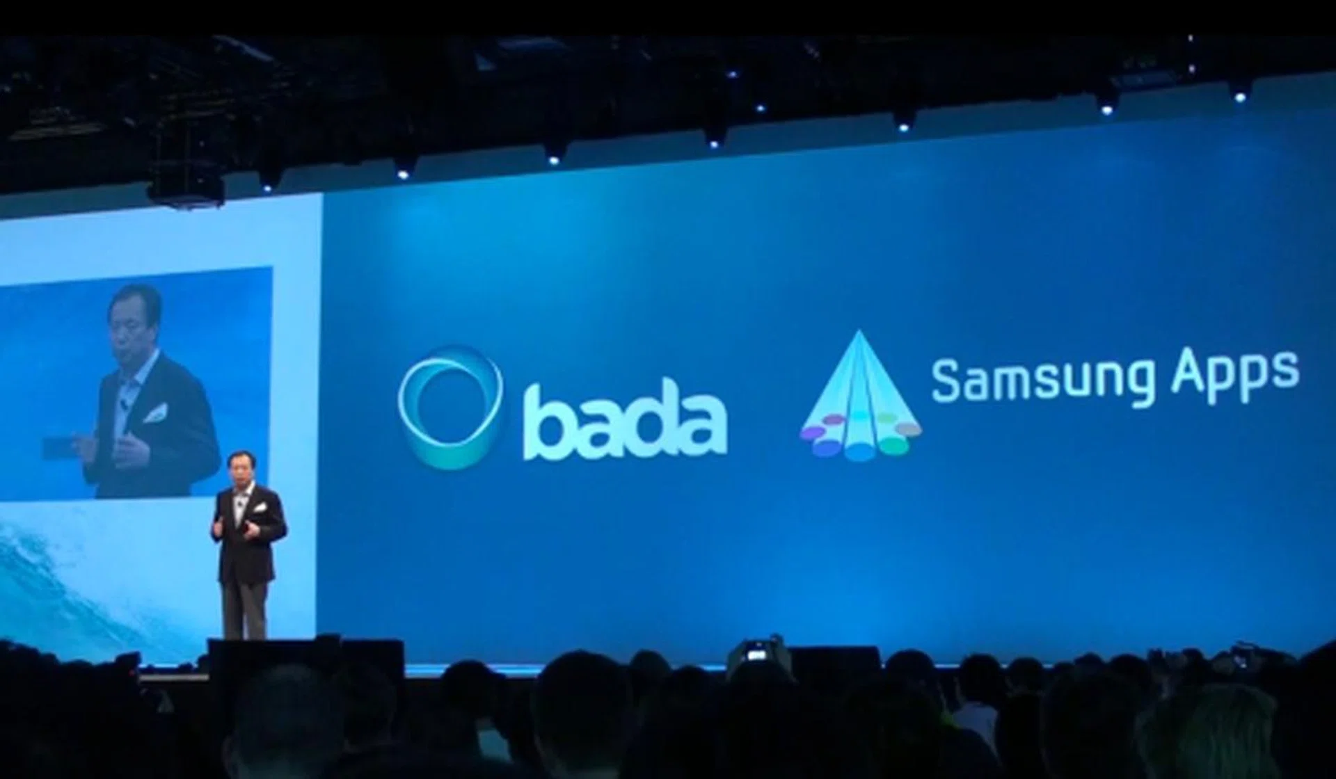 Mr JK Shin shares that by this year, Samsung Apps will be available in more than 50 countries. Its Bada platform will be a major driving force.