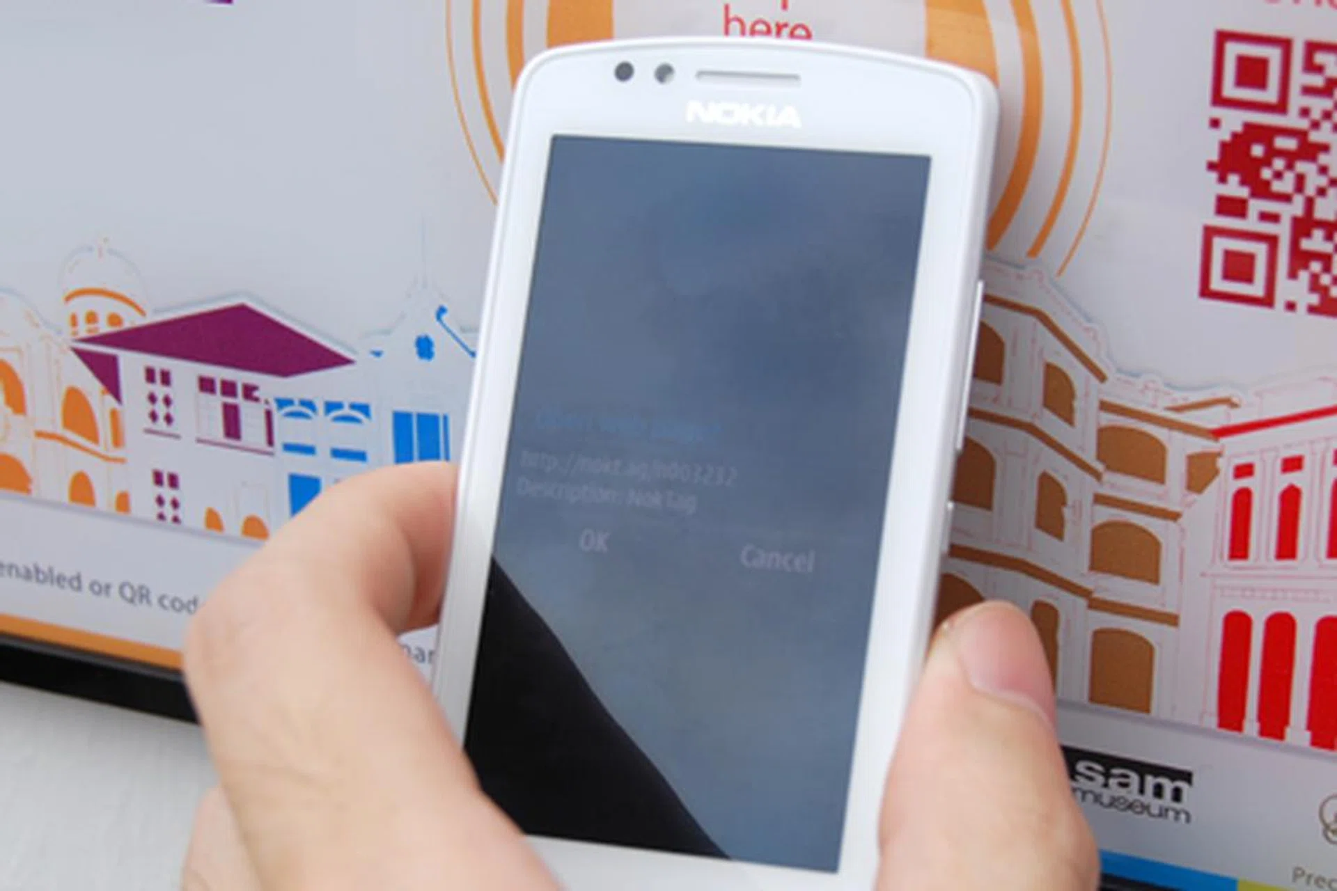 Tap, receive and read - that's the basic concept behind near field communication.