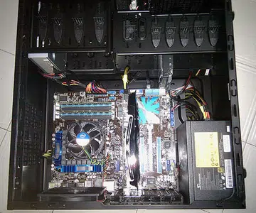 Excellent cable management makes it worth the wait.