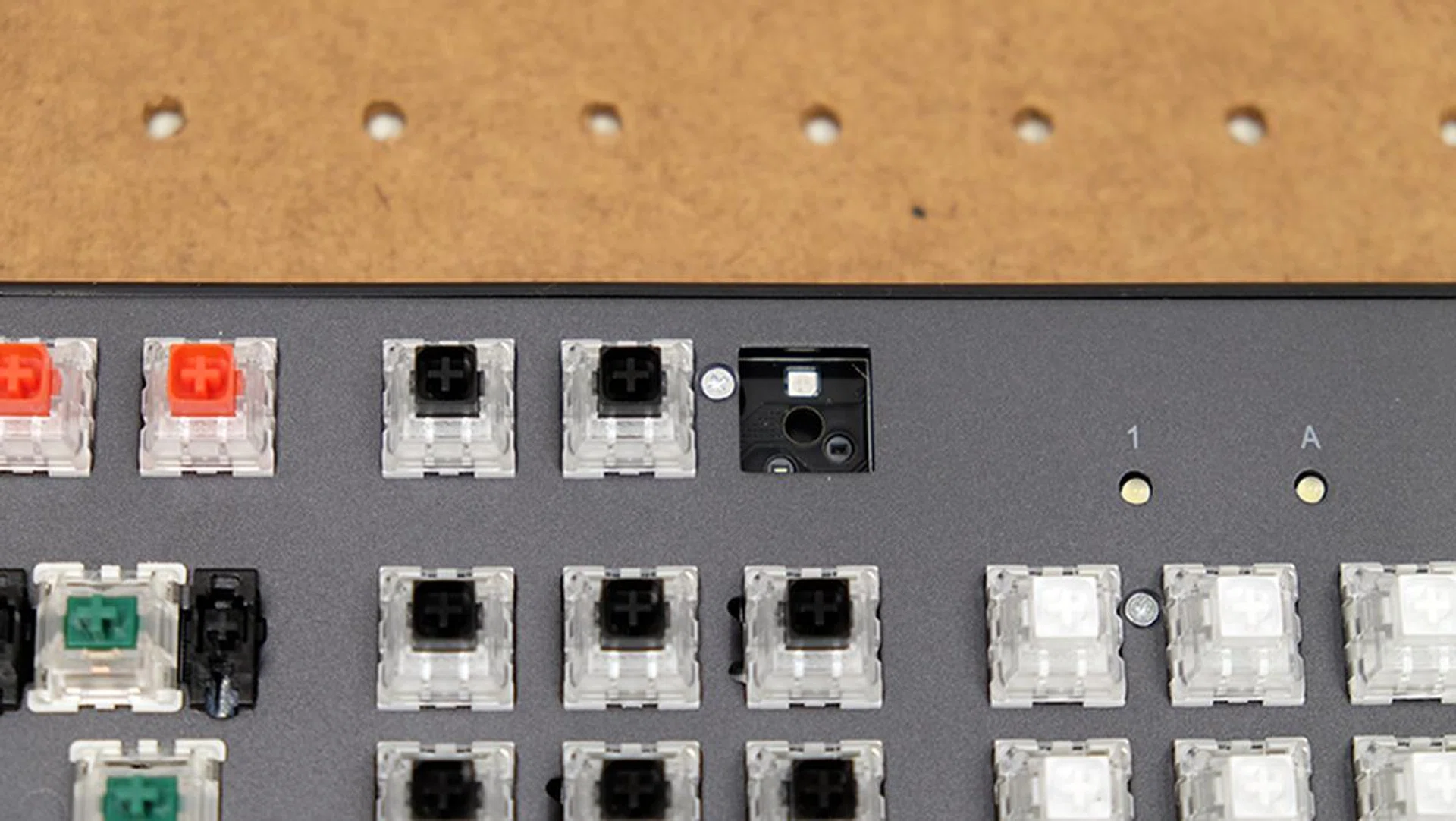 Tecware Phantom Elite