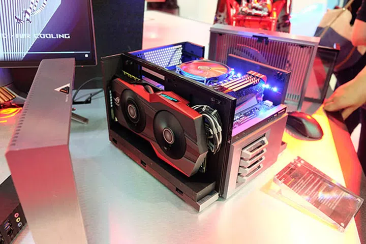 ASUS ROG Avalon