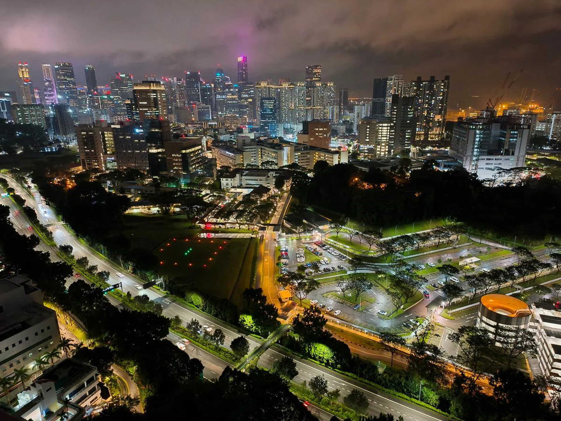 Main camera (50MP, output at 12.5MP).