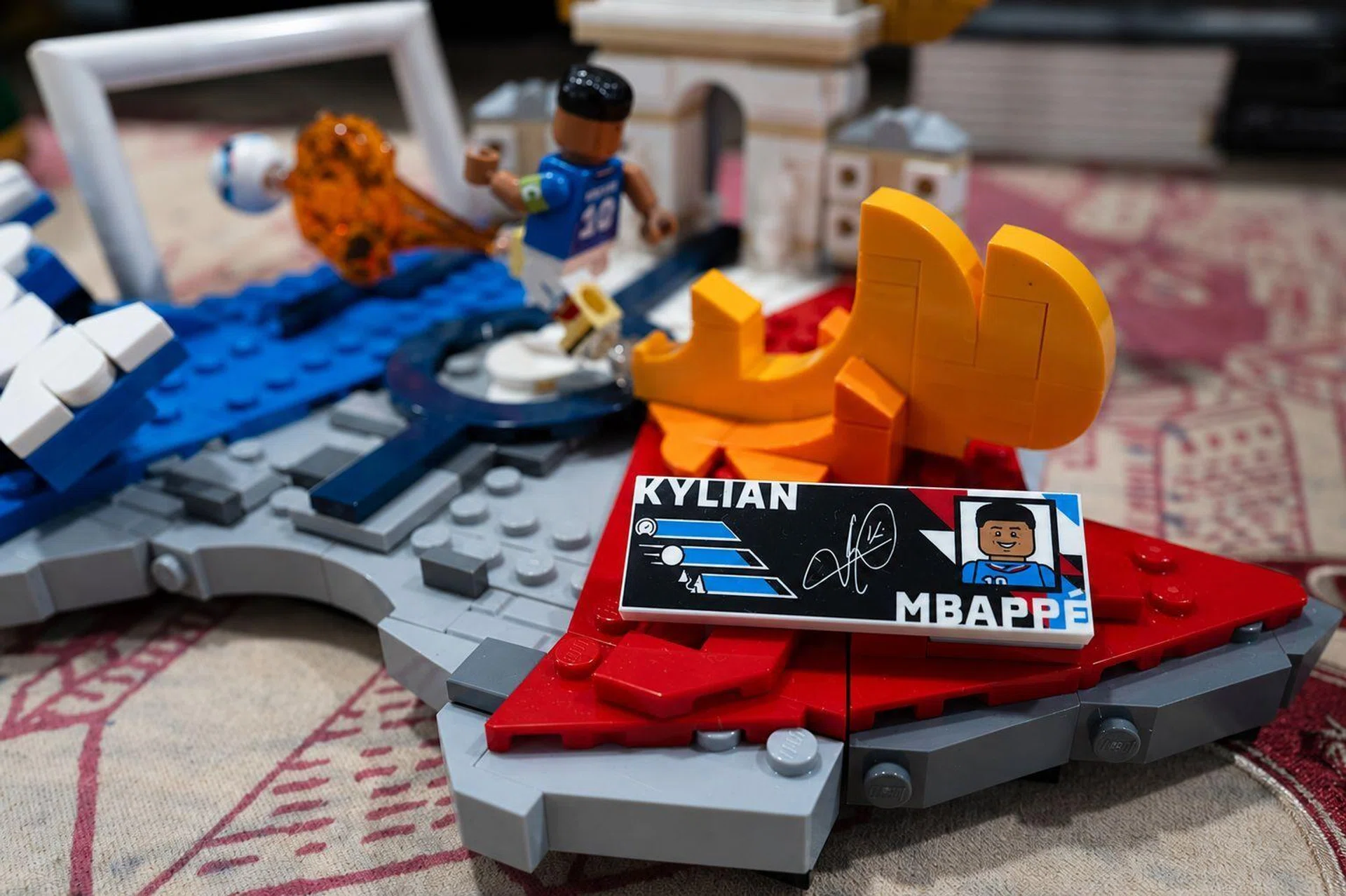 LEGO Mbappe sign