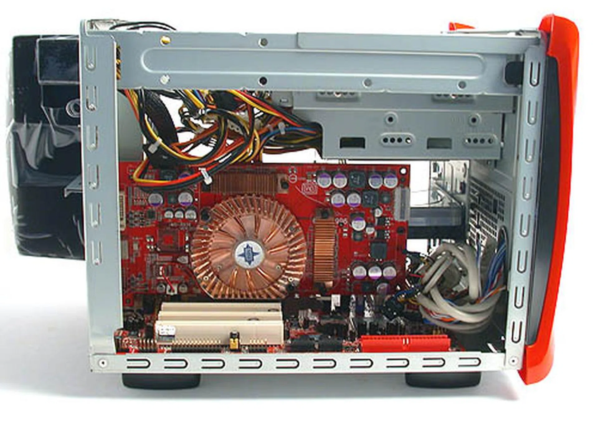 The other side is similarly cluttered. Adding more PCI cards is still possible but would require some work in getting everything neat.