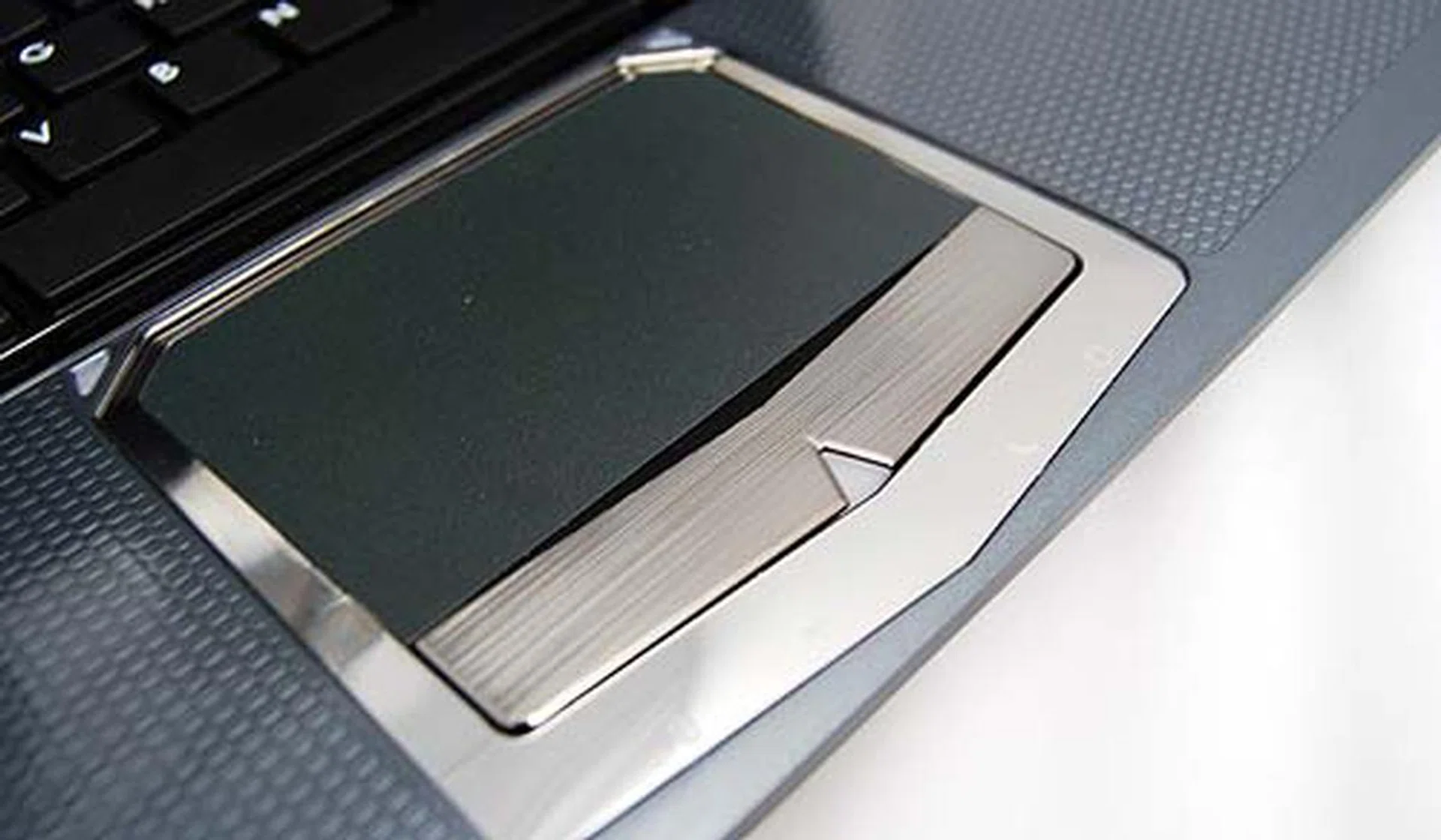 The trackpad is responsive, but perhaps a little too self aware as it tends to 'click by itself' sometimes.