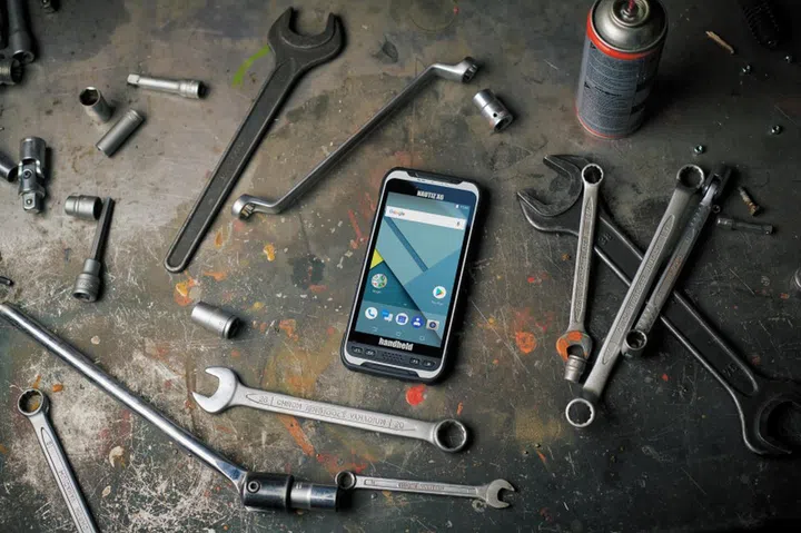 The Handheld Nautiz X6 phone.