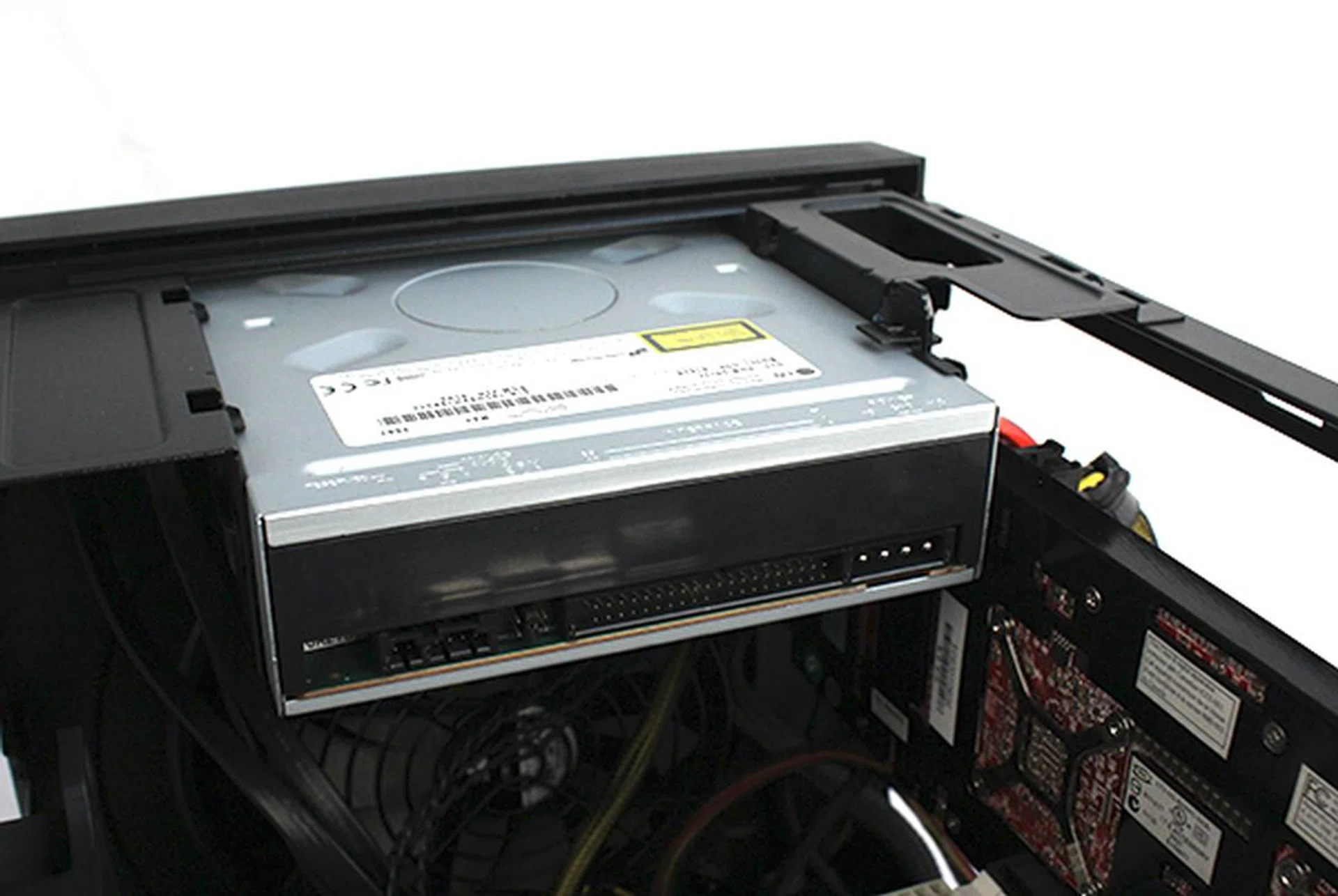 Unlike the Silverstone Sugo SG09 which can only be used with "slim" drives, the Corsair Obsidian Series 250D can accommodate regular drives with no problems.