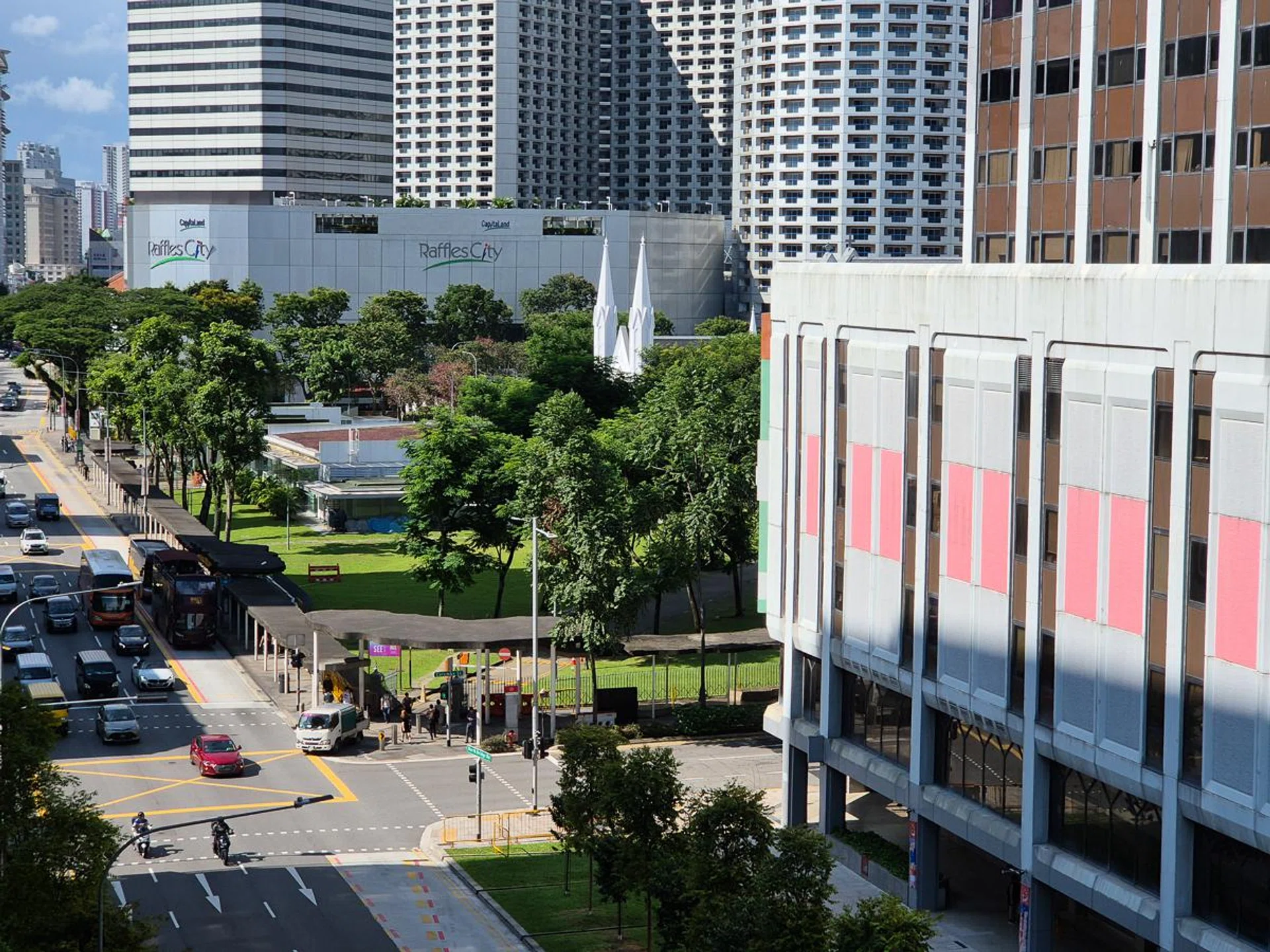 Samsung Galaxy S24+, 3x optical zoom.