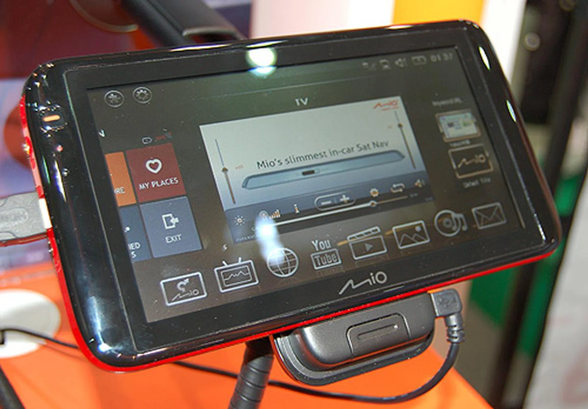 The Moov V780 is almost a full-fledged tablet PC. Besides navigation, it even plays HD videos (up to 720p), and has WiFi, WiMax and 3G connectivity. That aside, even has a built-in Flash-capable browser, web mail support for Microsoft Exchange and also Gmail.