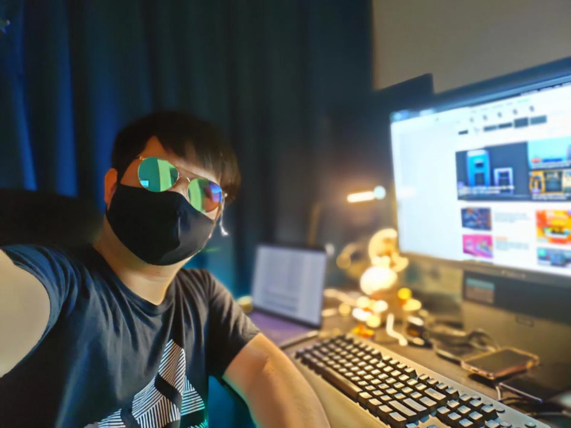 The same shot with Night Flare Portrait mode. Notice how the background has been given a nice blur and nicely brightened with softer colours applied to yield a very aesthetically looking portrait shot. Definitely insta-worthy.