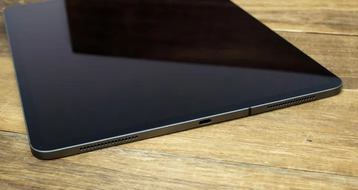 The 2018 iPad Pro tablets come with USB-C ports. 
