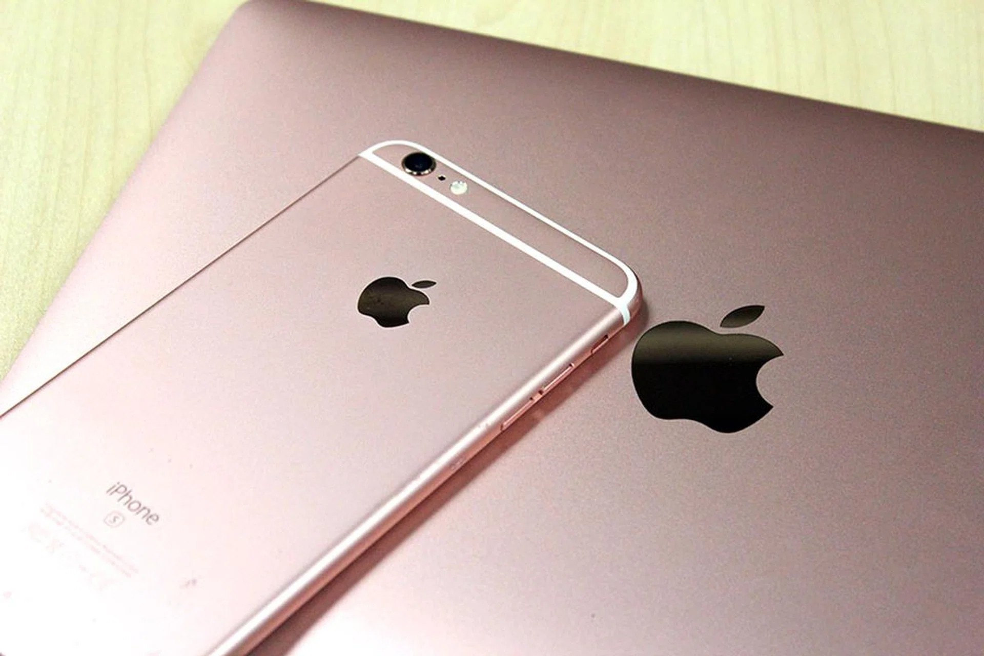 Now you can have a notebook that matches your rose gold iPhone.