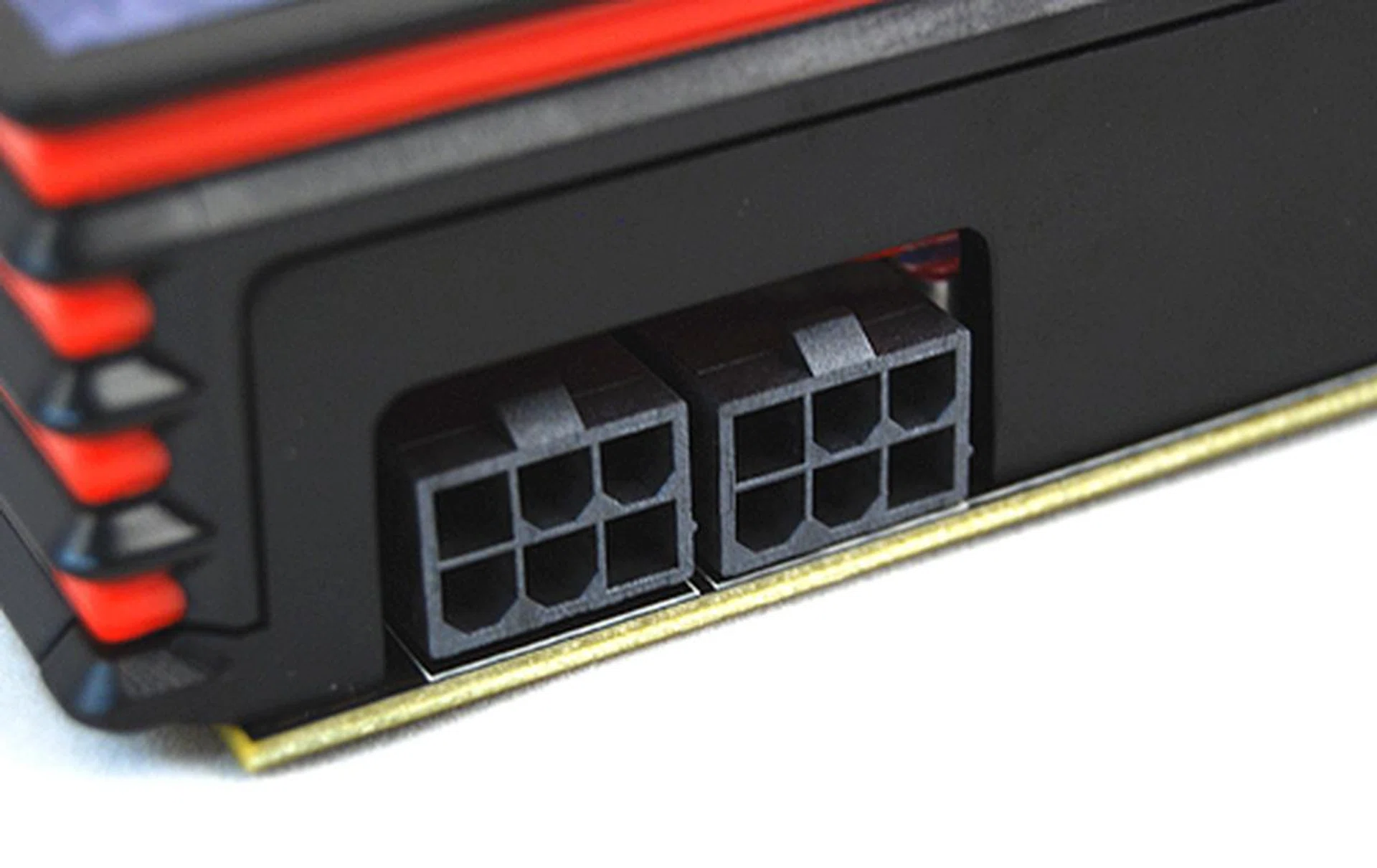 Two 6-pin PCIe power connectors are required to run this card and a decent PSU rated for 500W should be more than sufficient.