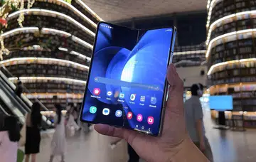 An entry-level Fold6 could be a game-changer. 